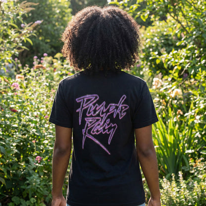 PRINCE - CONTORNO DEL LOGO DE LA LLUVIA PÚRPURA - Camiseta Carbono Negra (Estampado dorsal)